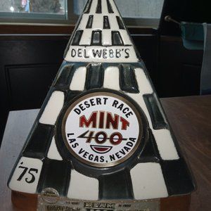 Vintage 1975 Jim Beam Decanter